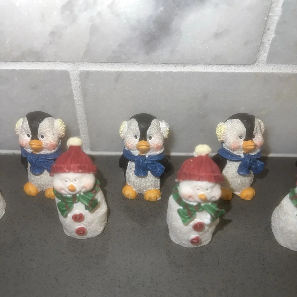 Avon Vintage Snowmen & Penguins TicTacToe 